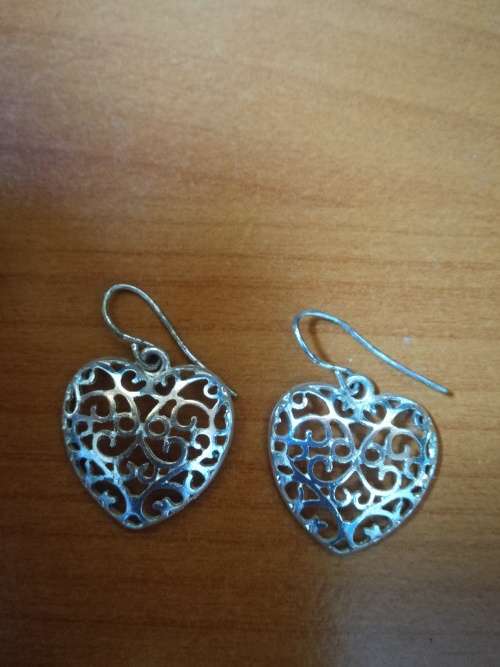 Dainty Heart Earrings